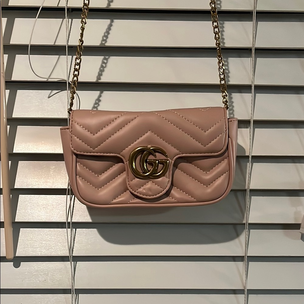 Gucci Pink Quilted Leather Shoulder Bag